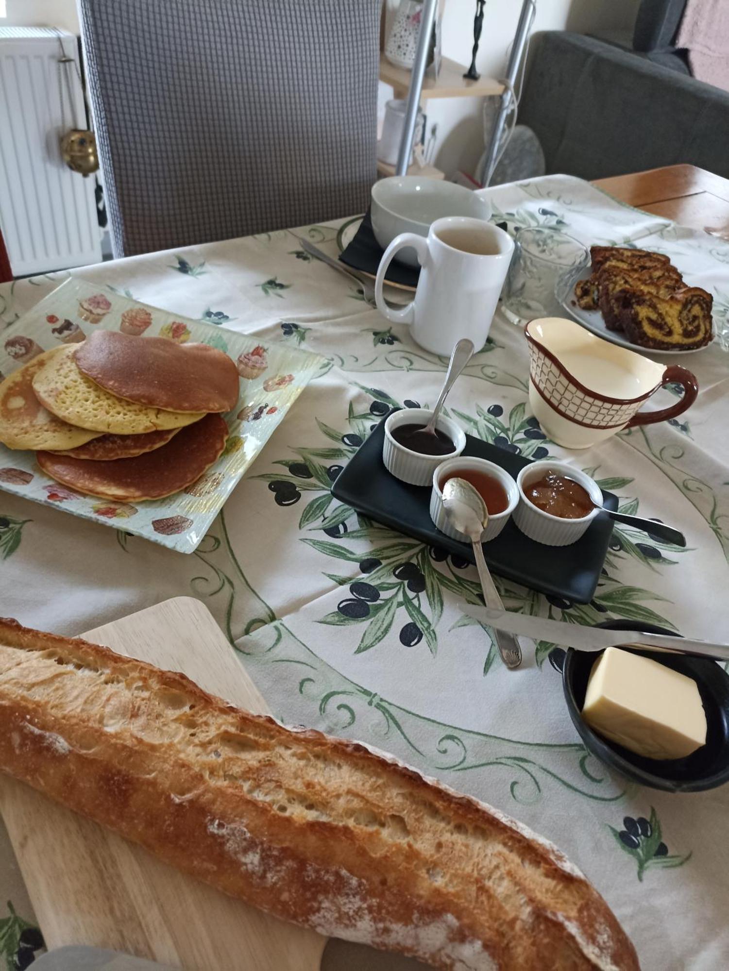 La Bruyere - B & B - Treban  Экстерьер фото